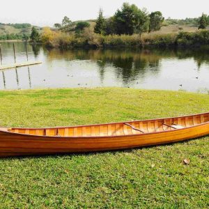 Ribbed Canoe (18ft) - OMH (K013)
