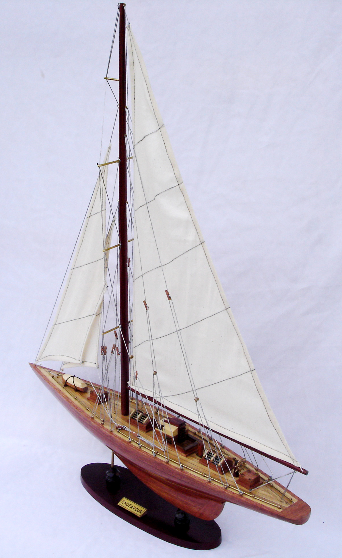 Endeavour_Wood_Finish-5.jpg