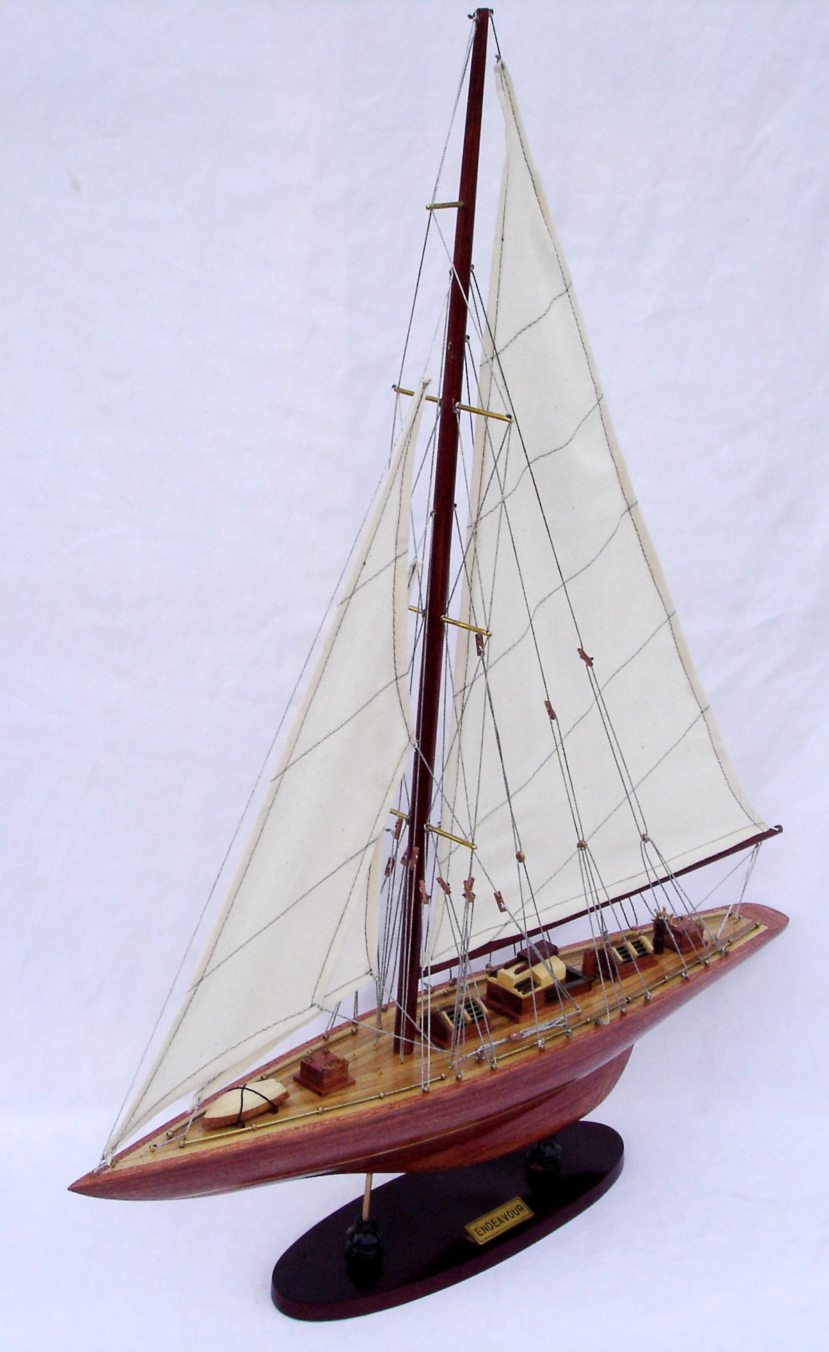 Endeavour_Wood_Finish-6.jpg