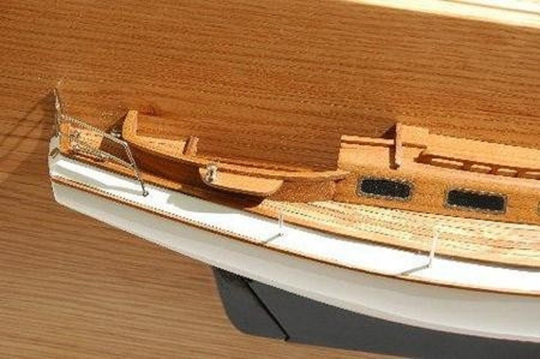 1039-6692-Vindo-40-Half-Hull-Model-Sloop
