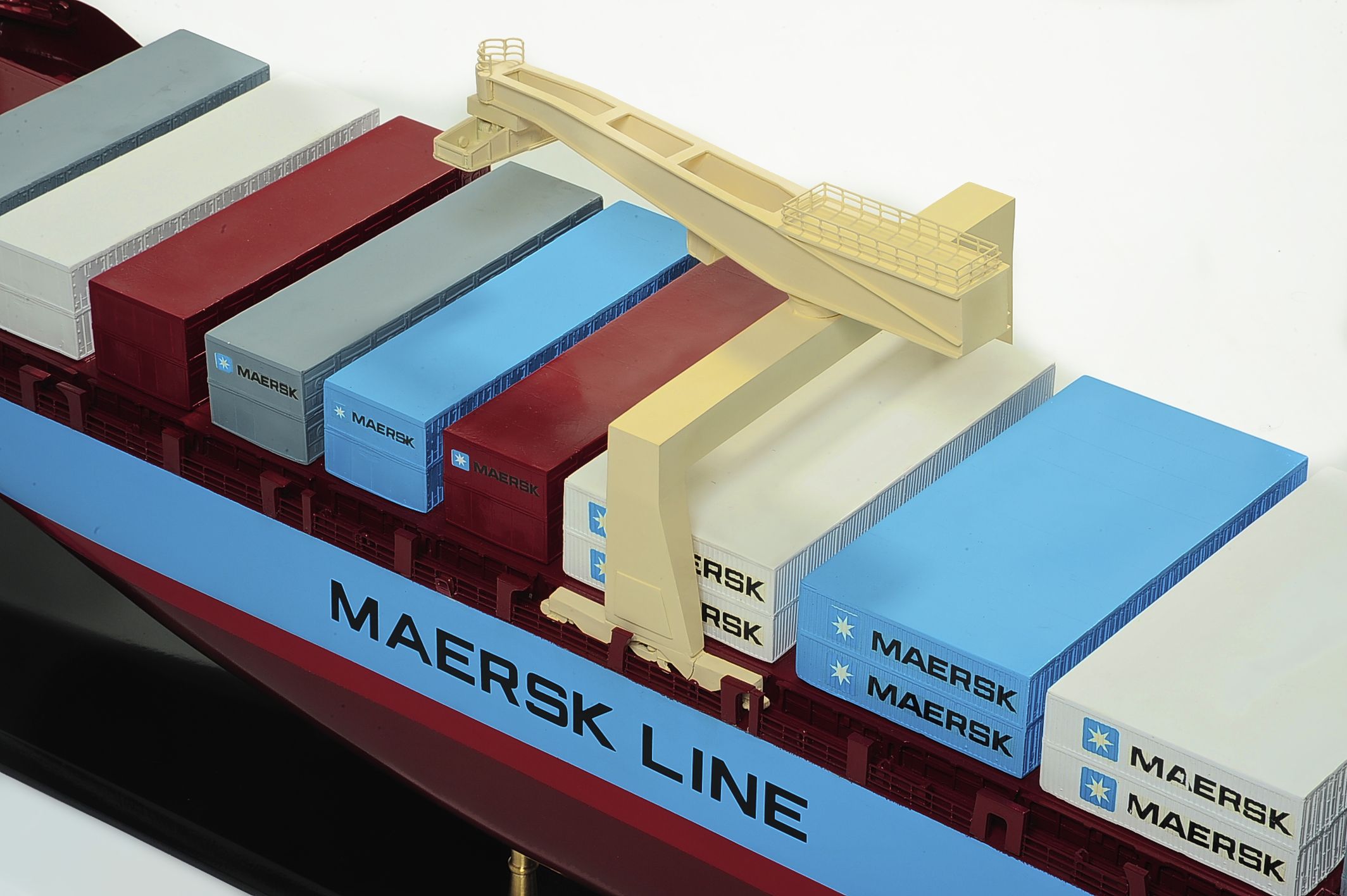 1417-6266-Bulk-Carrier-Model-Ship-Kit