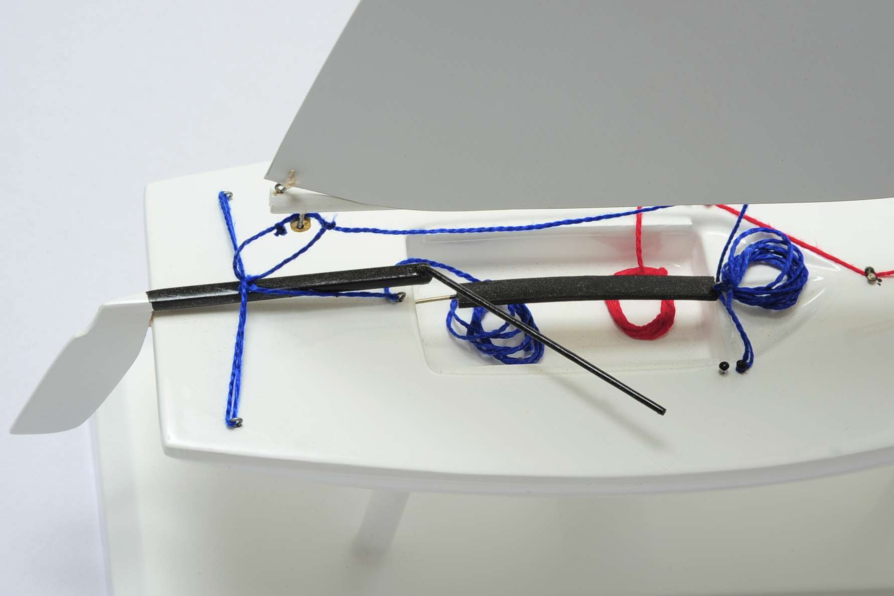 1437-4733-Laser-4.7-Sailing-Boat