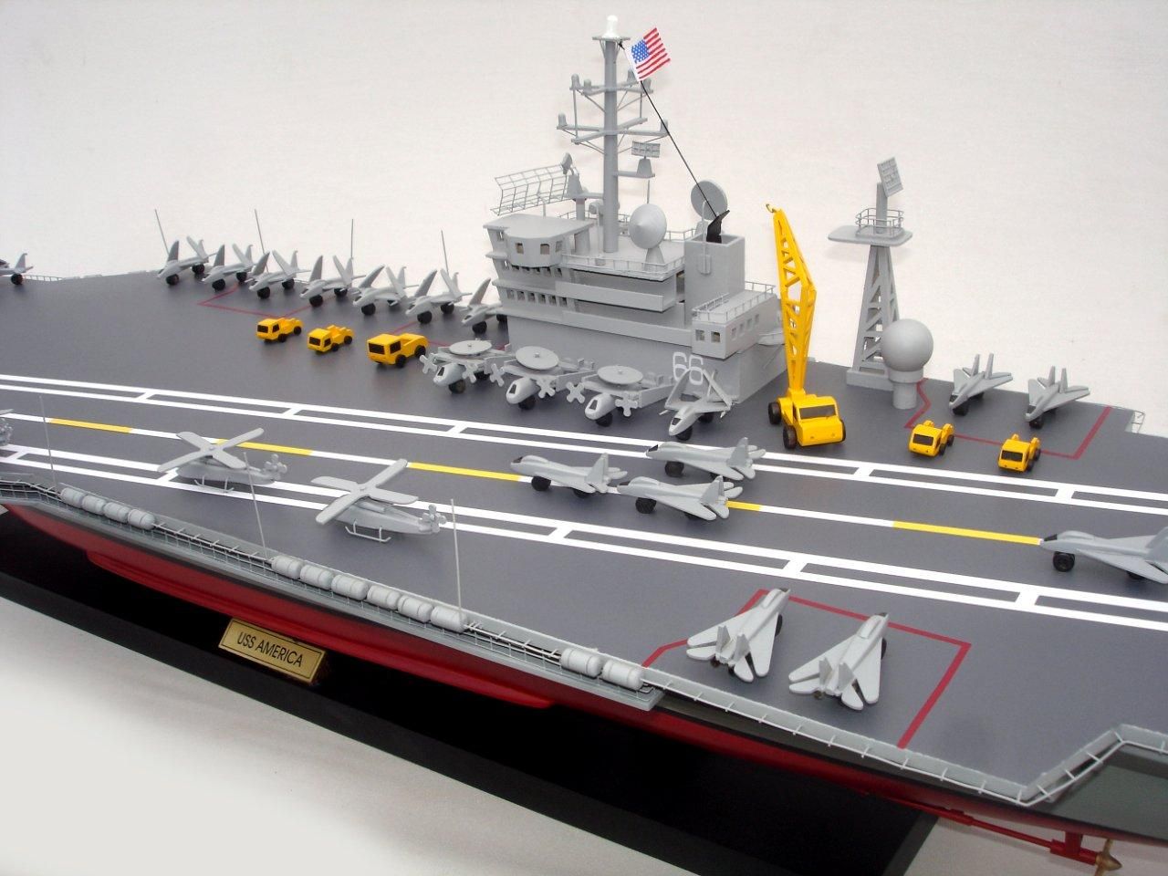 1944-12494-Aircraft-Carrier-Uss-America-CV-66-ship-model