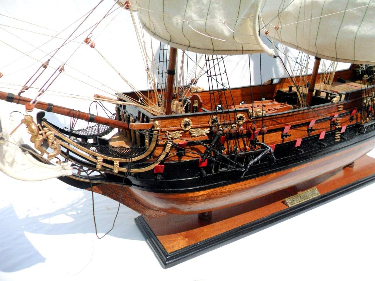 1996-12606-Wapen-von-Hamburg-III-Model-ship