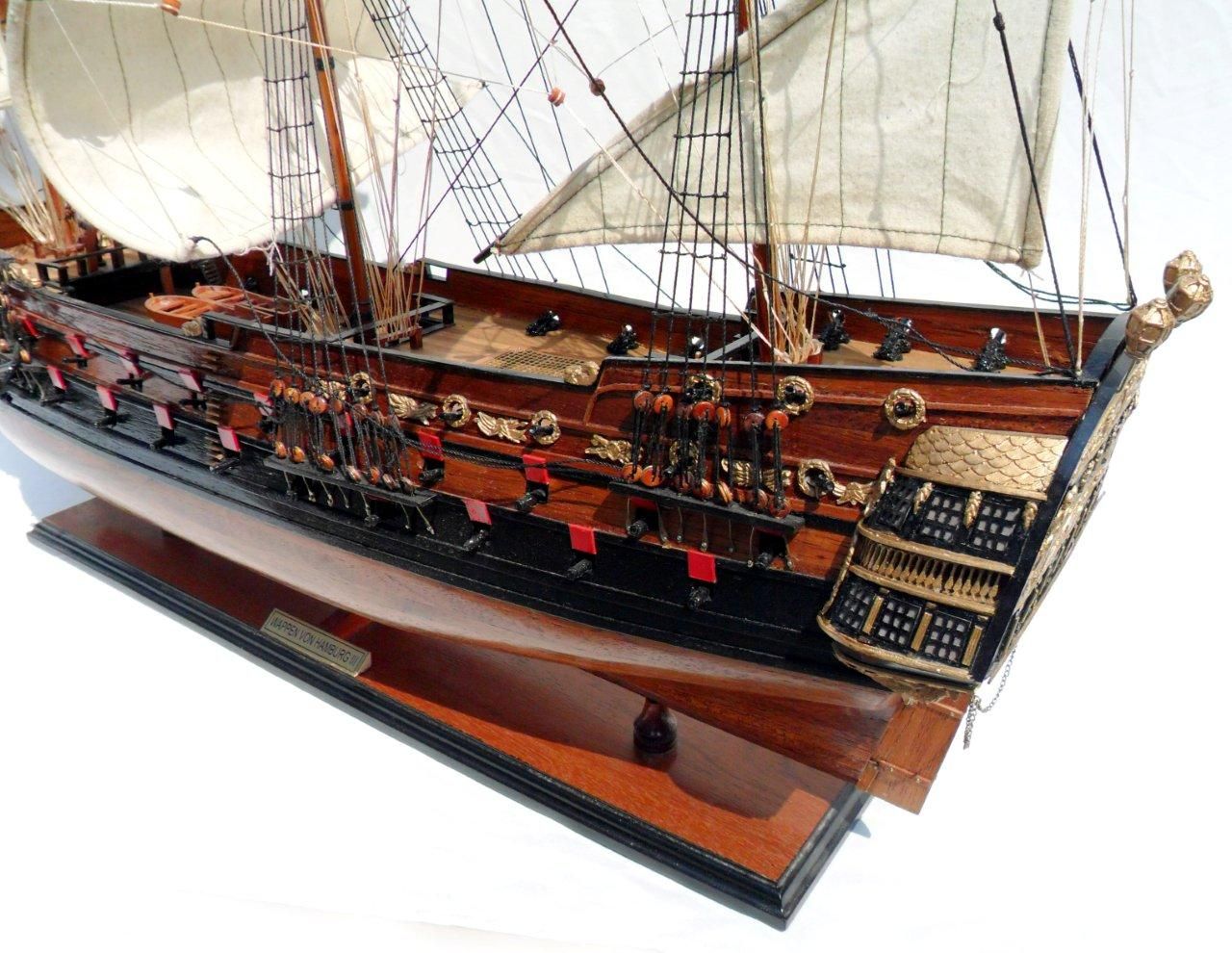 1996-12612-Wapen-von-Hamburg-III-Model-ship