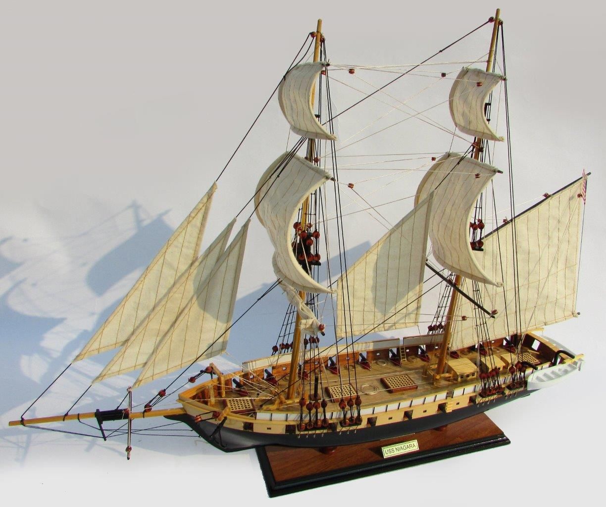 2013-11840-Uss-Niagara-wooden-model-ship