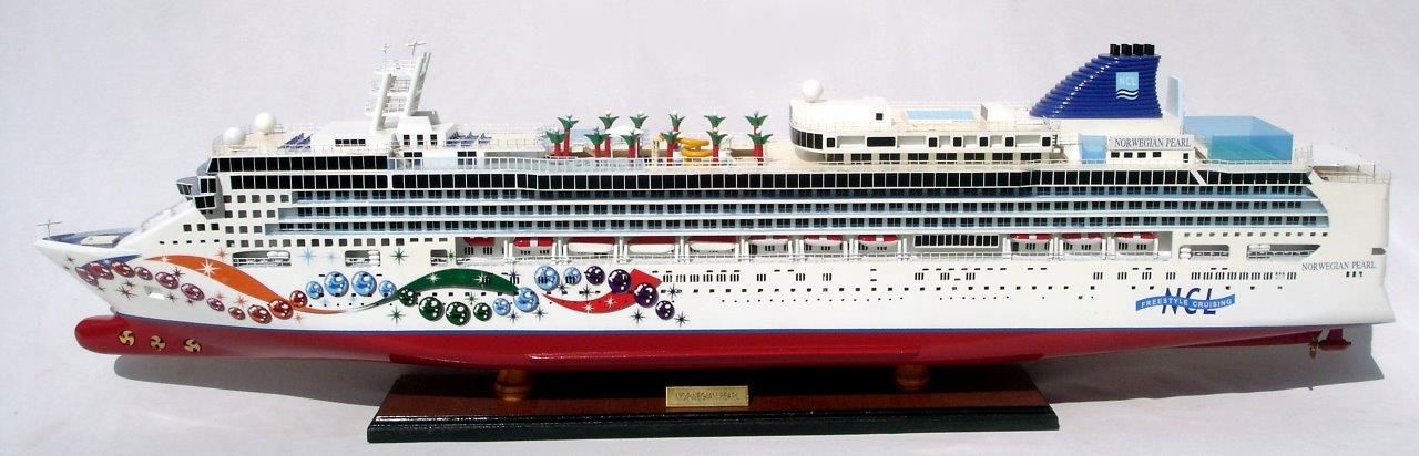Norwegian Pearl Display Ship Model - GN