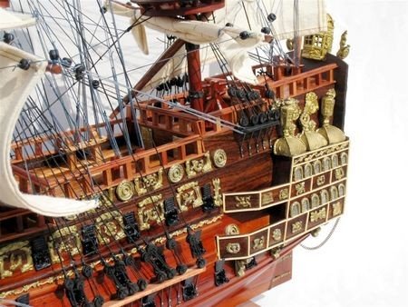 2568-Sovereign-of-the-Seas-Model-Ship-Standard-Range