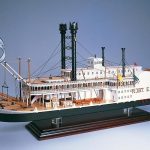 Robert E Lee Model Boat Kit - Amati