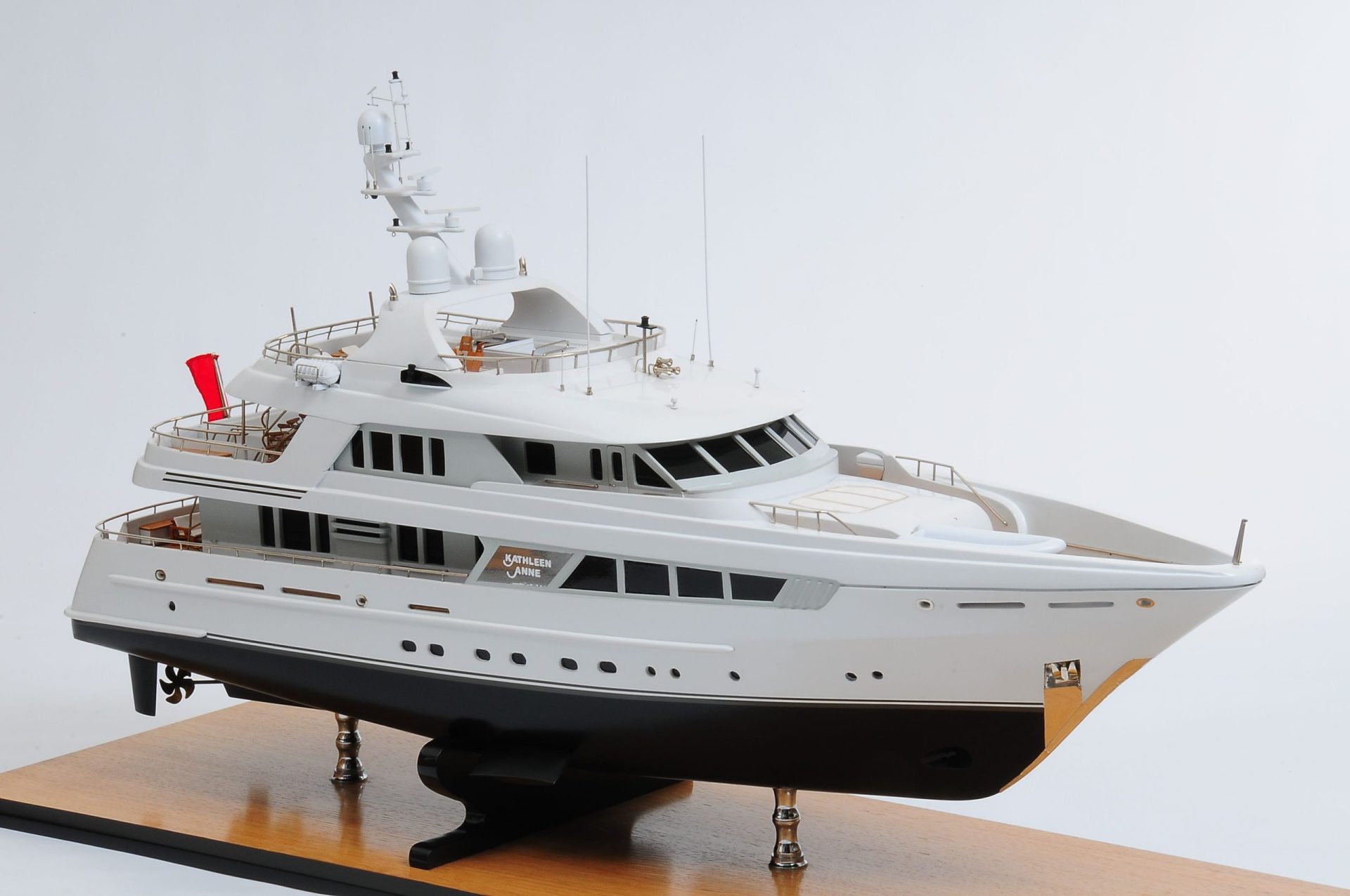1088-6212-Kathleen-Anne-Model-Yacht-Premier-Range-scaled