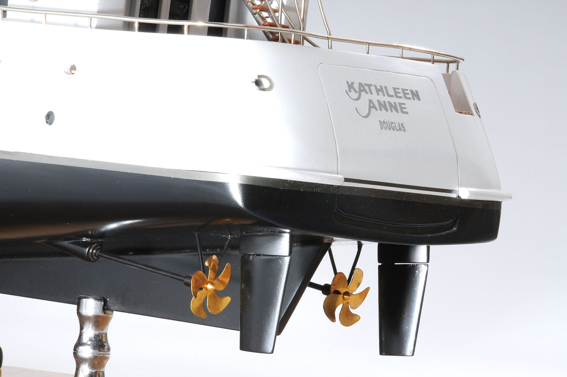 1088-6225-Kathleen-Anne-Model-Yacht-Premier-Range-scaled