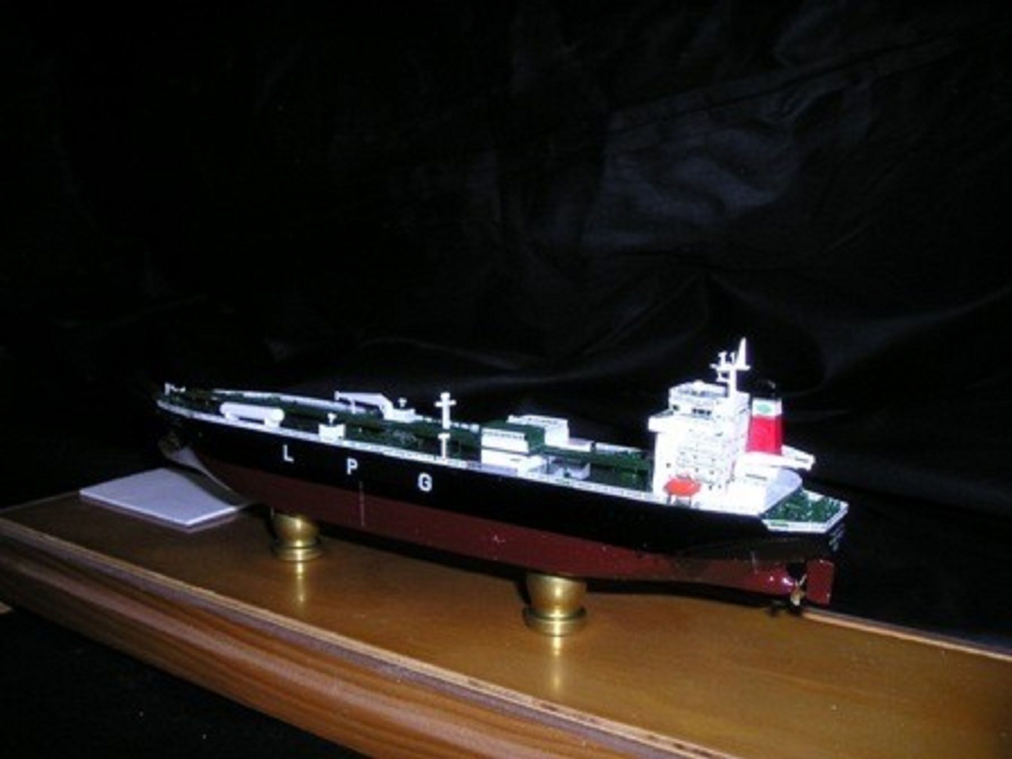 1220-6866-LPG-Tanker