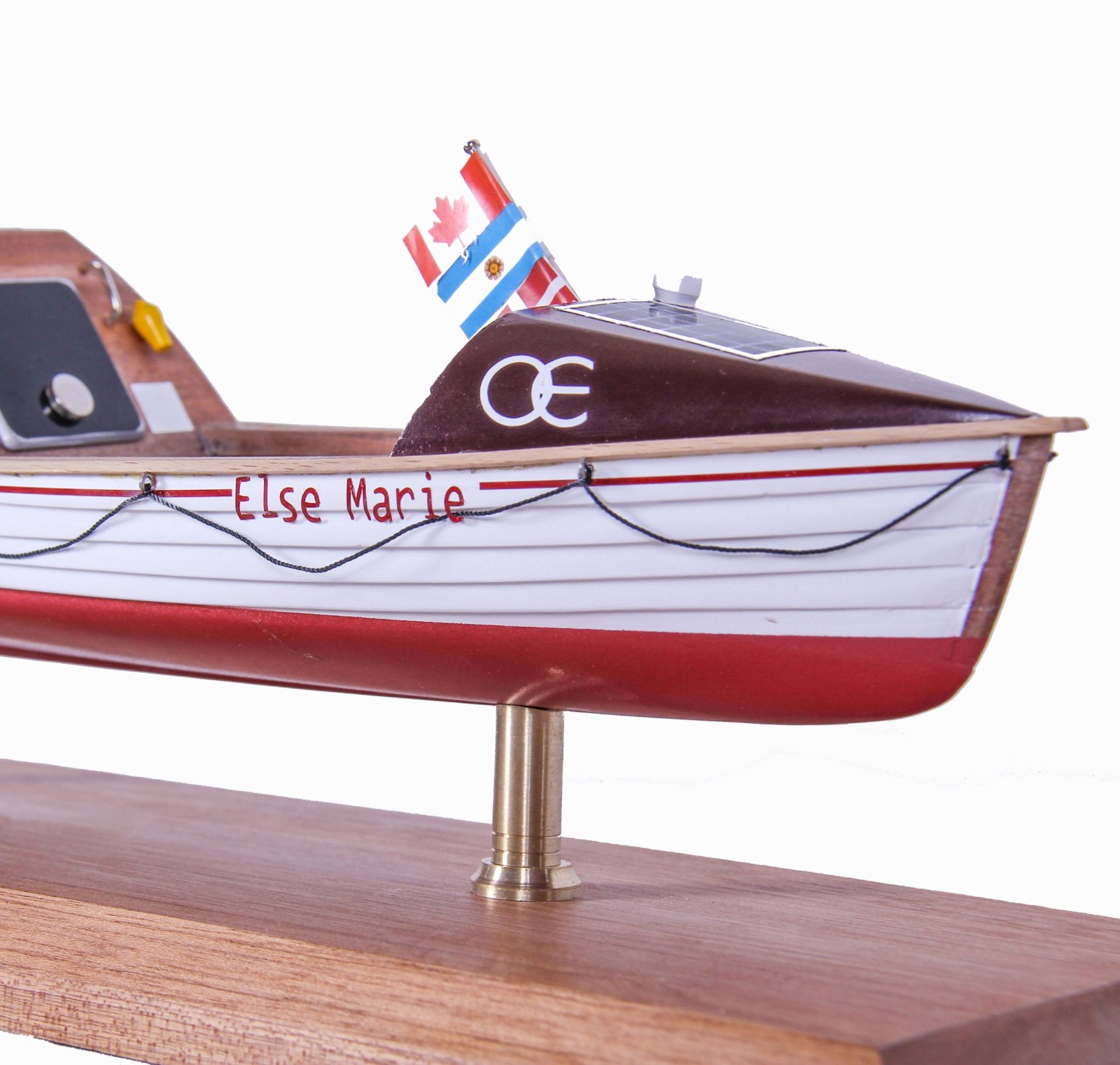 1687-9537-Else-Marie-Rowing-Boat-scaled