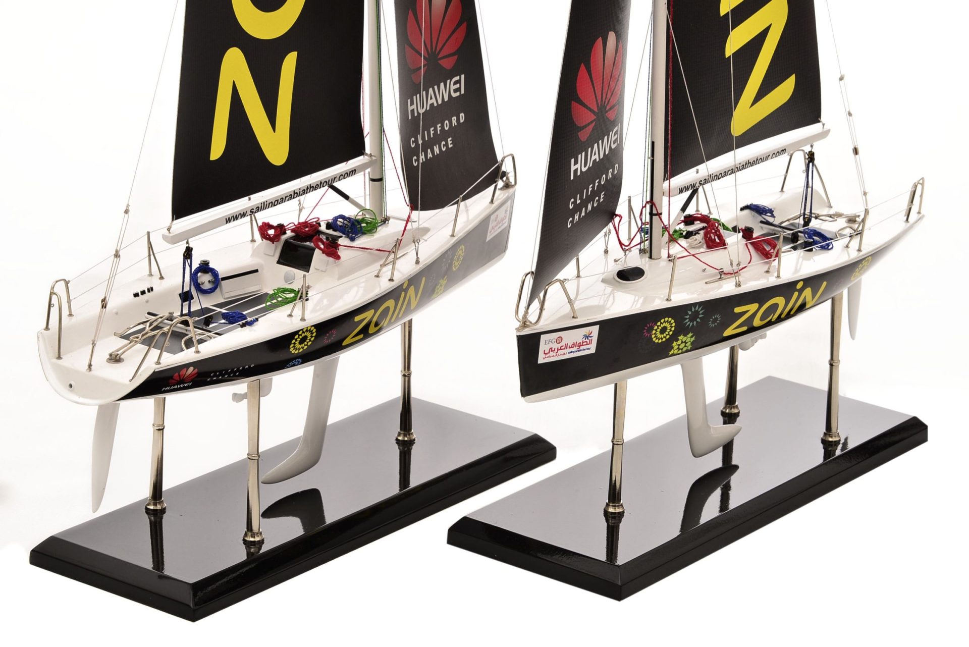 1801-10545-Farr-Racing-Yacht-Custom-Model-scaled