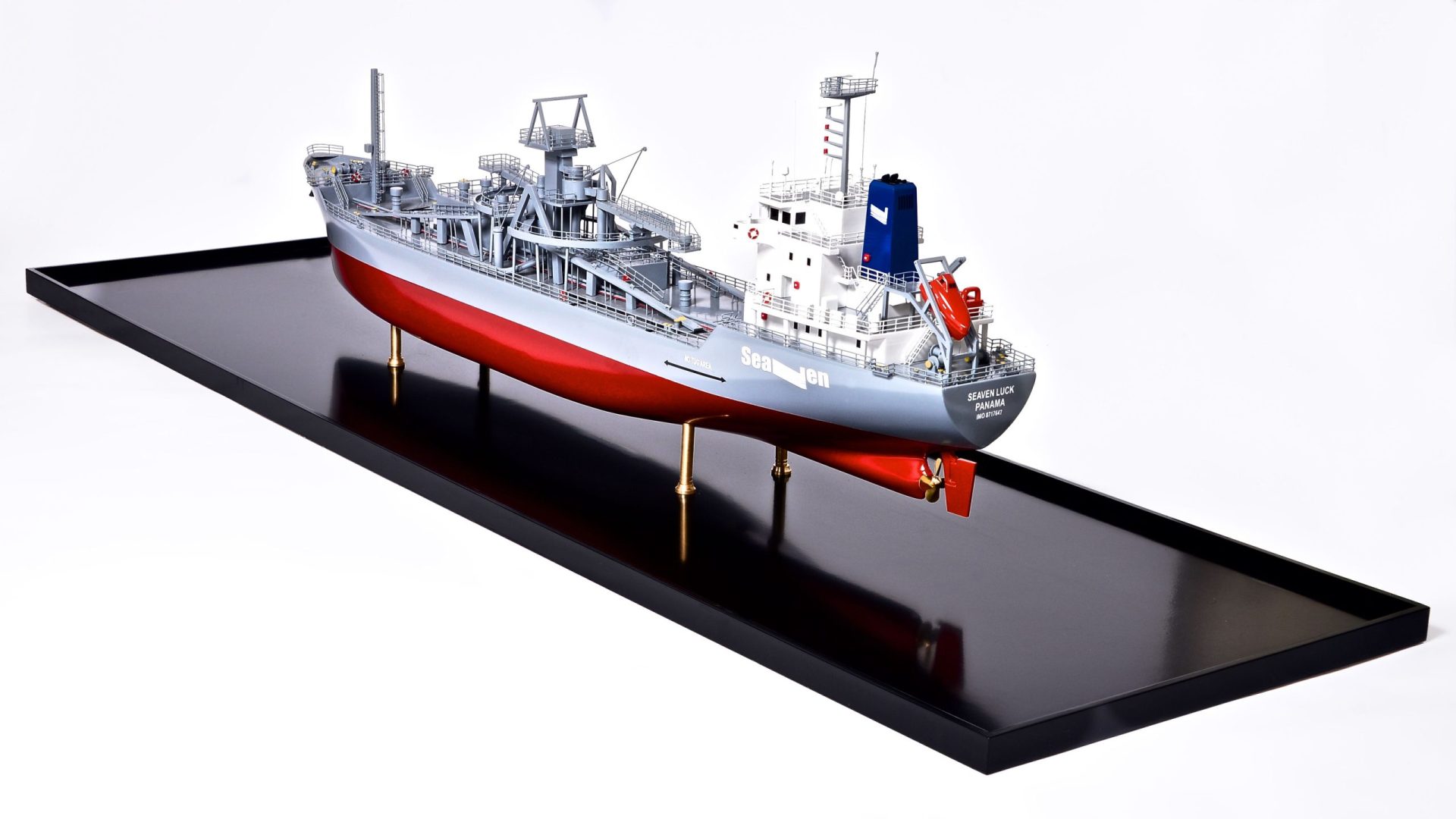 Seaven Luck Display Ship Model - Premier Ship Models