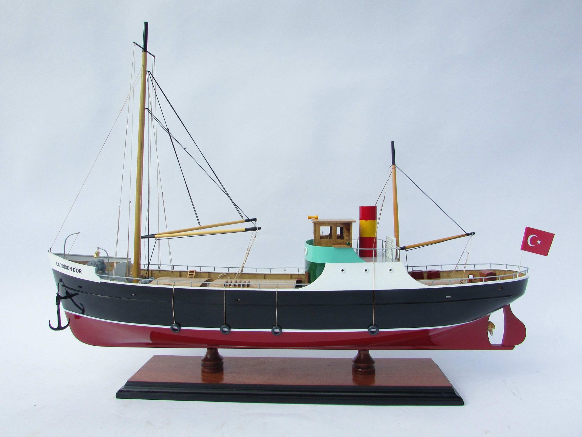 La Toison D'or Tintin Display Ship Model - GN