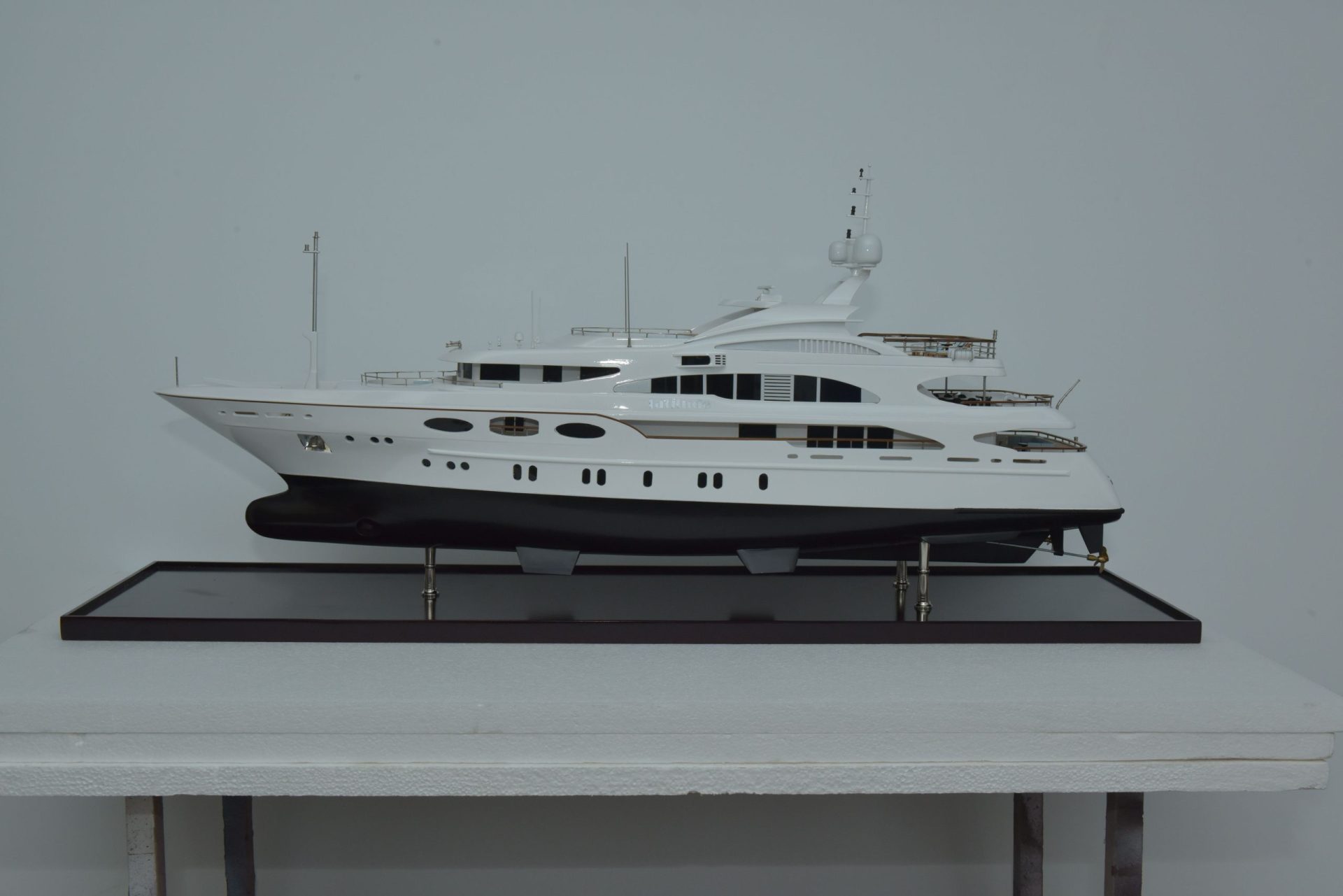 MY Latitude 53m Benette Display Ship Model - Premier Ship Models