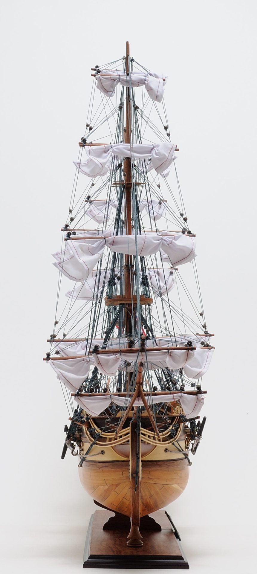Royal-Louis-E.E.-Model-Ship-OMH4-scaled-1